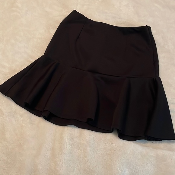 Charlotte Russe Dresses & Skirts - Charlotte Russe black mini skirt ruffled bottom size Small